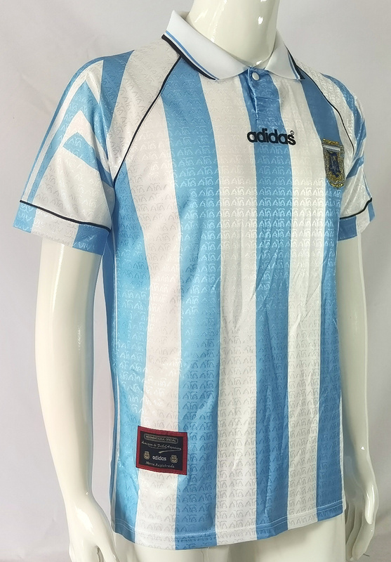 96 Argentina Home